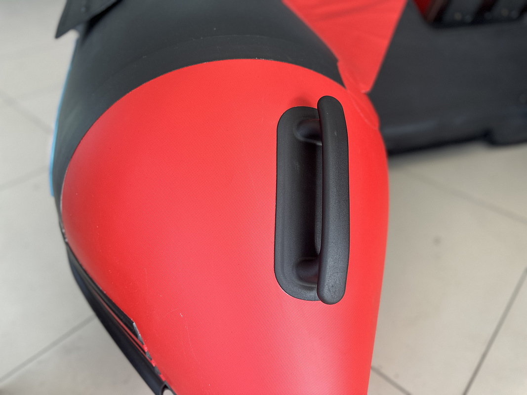 Лодка MISHIMO RIVER JET 390 под водомет в Новороссийске