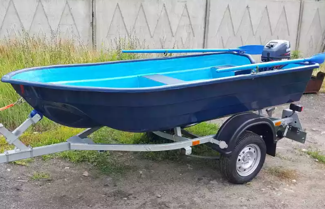 Стеклопластиковая лодка Neman-340 (тримаран) в Новороссийске