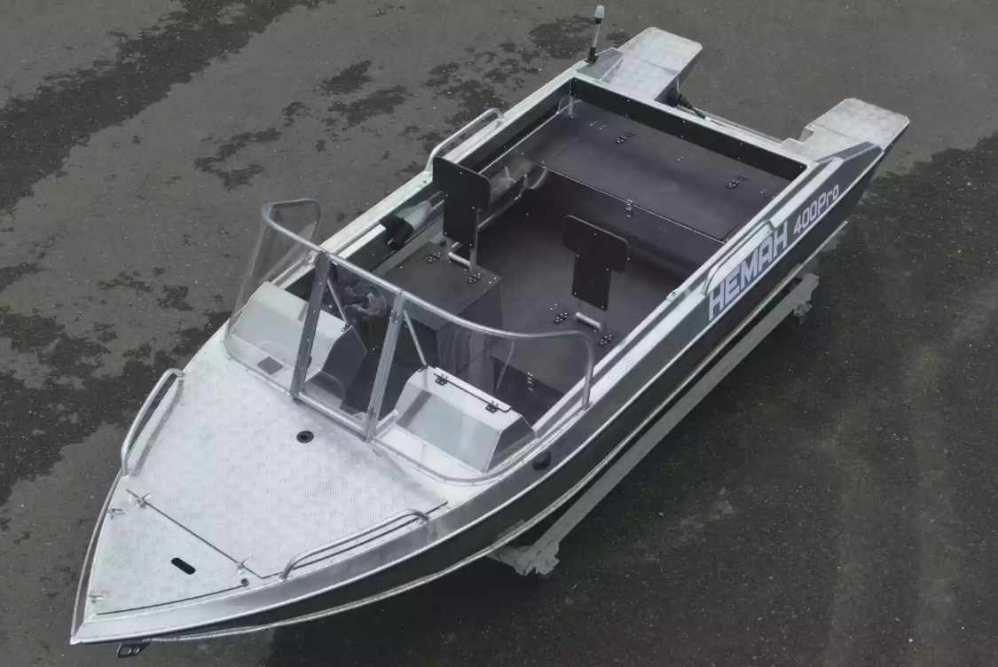 Алюминиевая лодка  Neman-400 PRO в Новороссийске