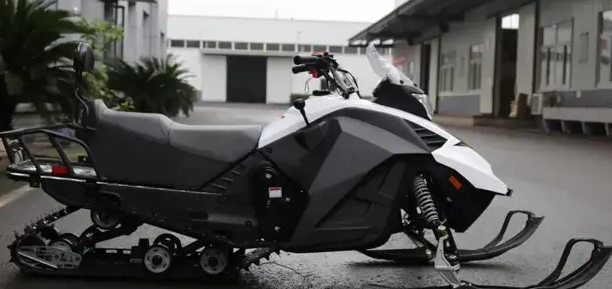 Снегоход ULAR 220 в Новороссийске