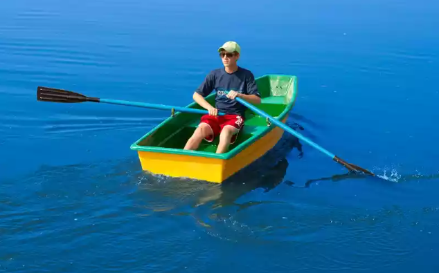 Стеклопластиковая лодка Малютка в Новороссийске