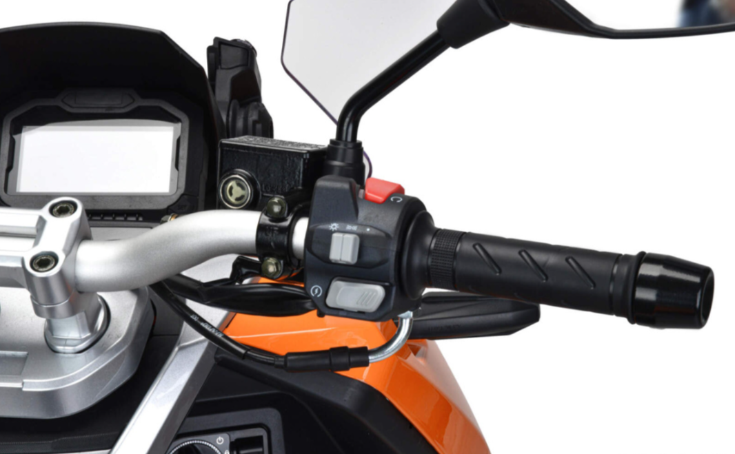 Скутер MOTOLAND (МОТОЛЕНД) T-MAX 150 в Новороссийске