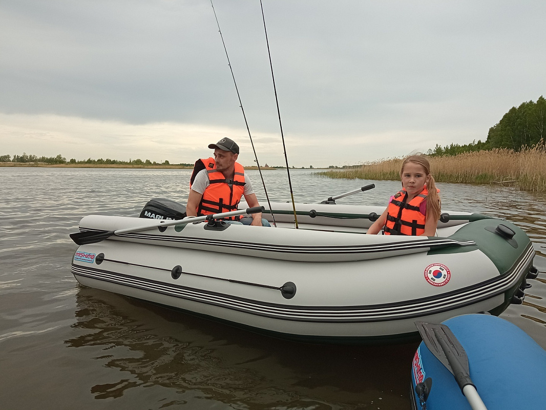 Лодка MISHIMO FAMILY LITE DF 430 в Новороссийске