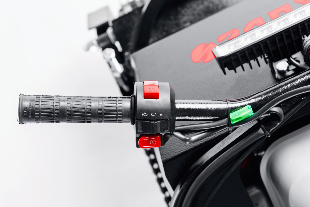 МОТОБУКСИРОВЩИК IKUDZO 1100/380 К7 в Новороссийске