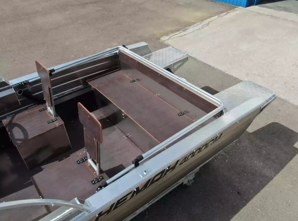 Алюминиевая лодка  Неман-400 DCM NEW в Новороссийске