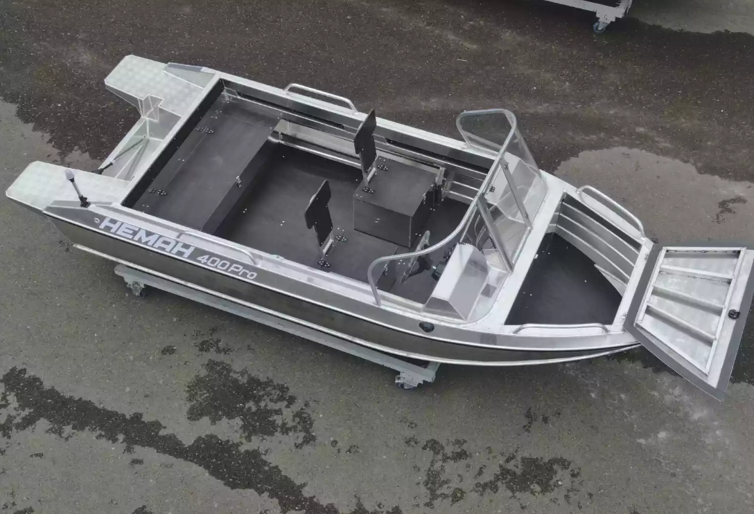 Алюминиевая лодка  Neman-400 PRO в Новороссийске
