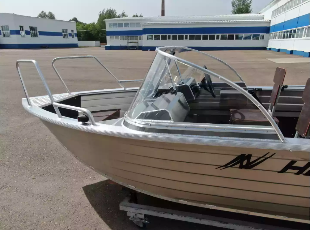 Алюминиевая лодка  Неман-400 DCM NEW в Новороссийске