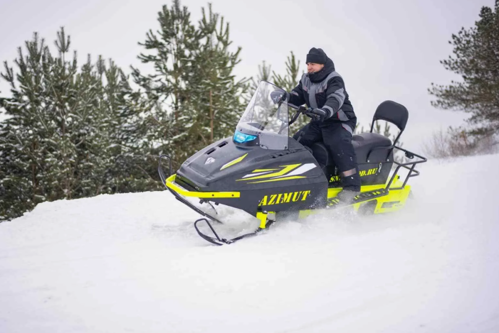 Миниснегоход Бурлак Азимут 24 л.с. , эл.запуск, реверс, тормоз гидравл, капот черный в Новороссийске