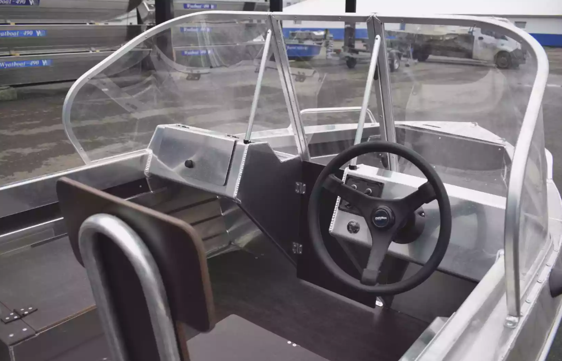 Алюминиевая лодка  Neman-400 DC в Новороссийске