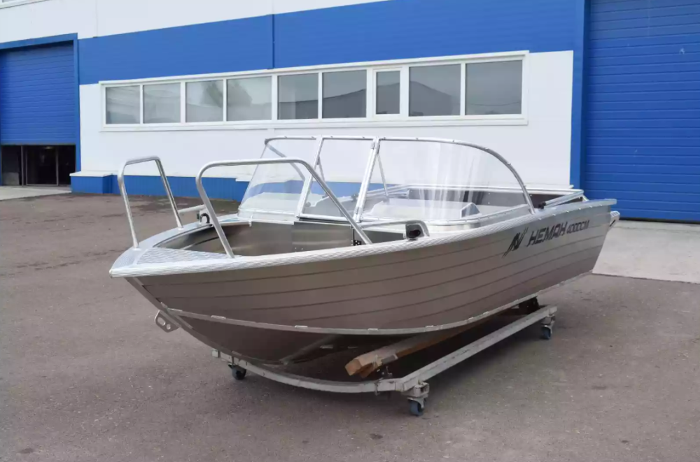 Алюминиевая лодка  Неман-400 DCM NEW в Новороссийске