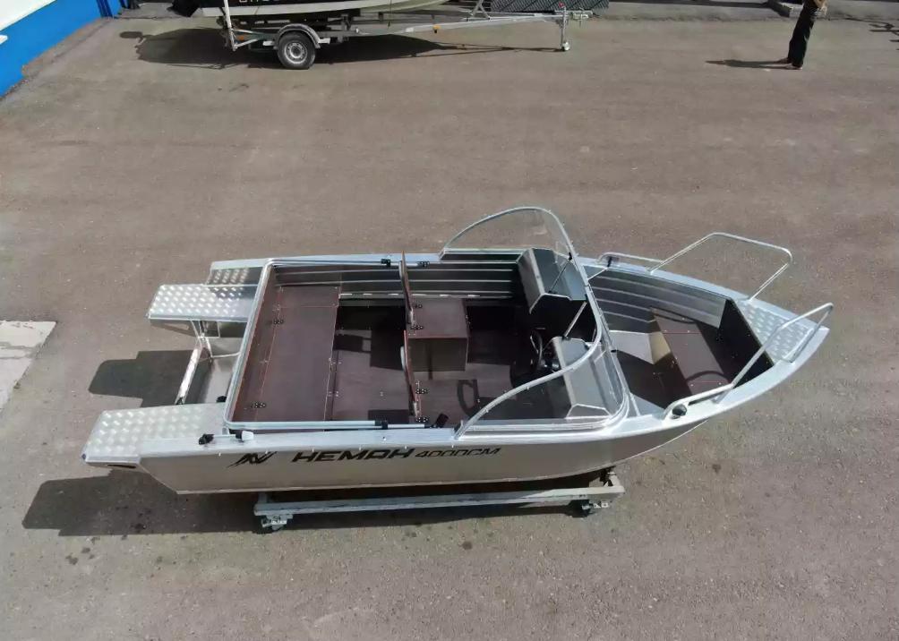 Алюминиевая лодка  Неман-400 DCM NEW в Новороссийске