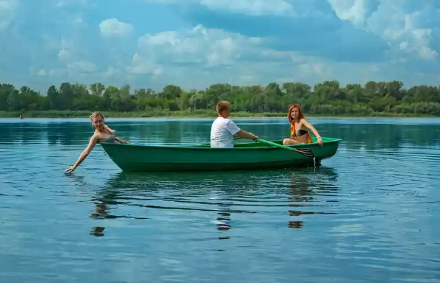 Стеклопластиковая Лодка Голавль в Новороссийске