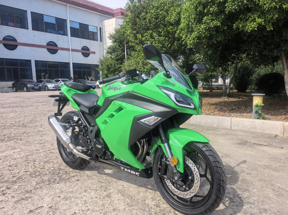Мотоцикл TMBK Ninja 400cc в Новороссийске
