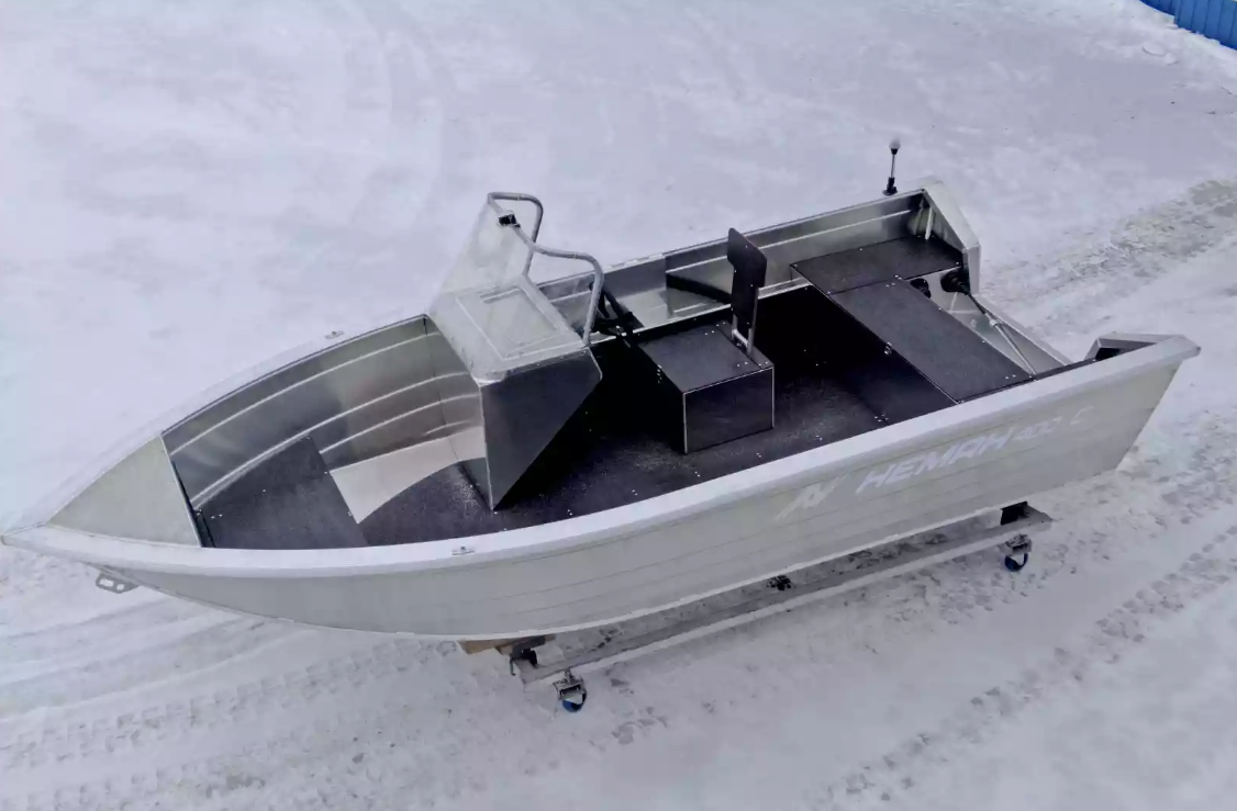 Алюминиевая лодка Неман-400 С в Новороссийске