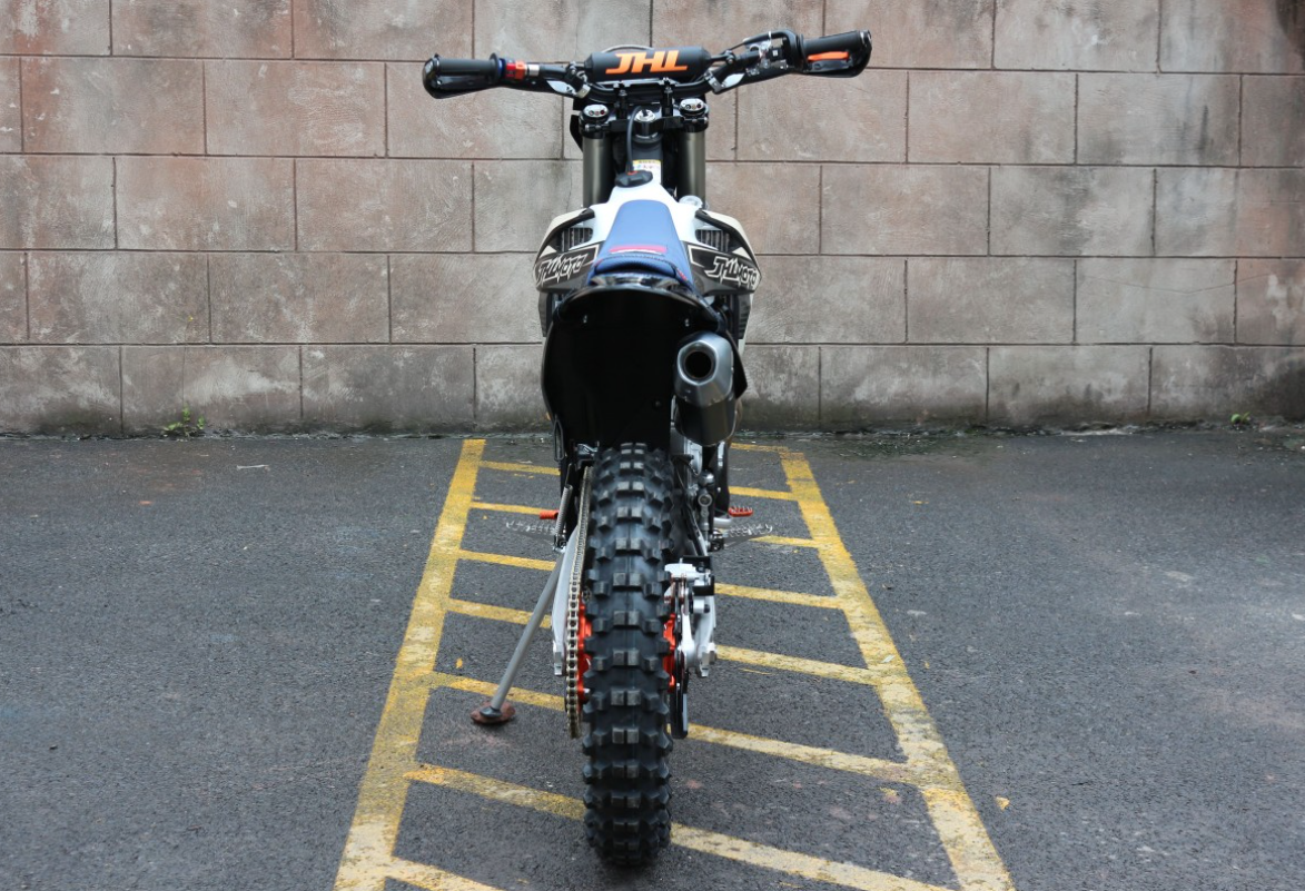 Мотоцикл JHLMOTO JHL Z8i (EFI) NC300S (182-MN) в Новороссийске