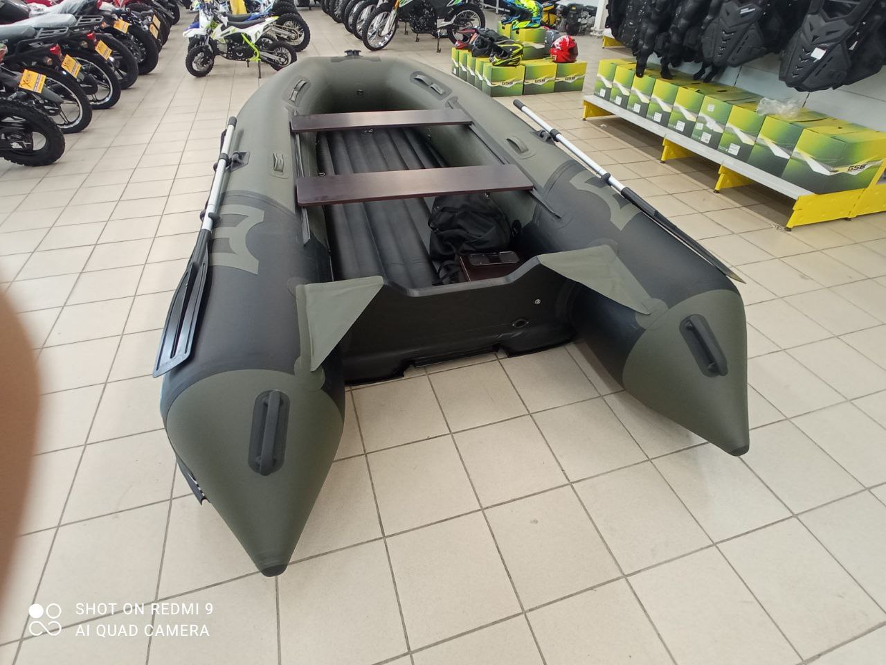 Лодка MISHIMO RIVER JET 410 под водомет в Новороссийске