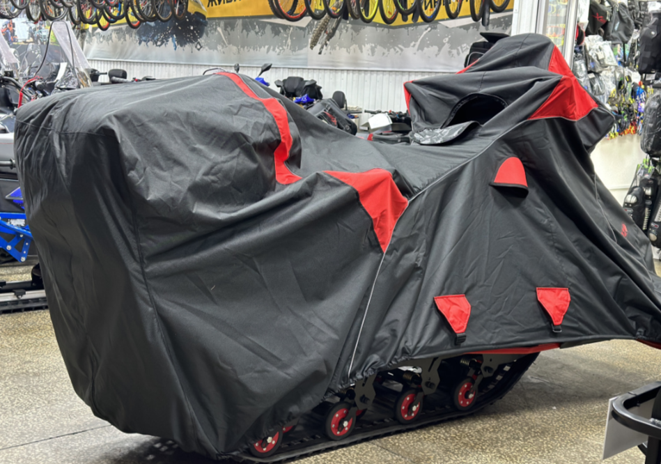 Чехол транспорт. снегохода IKUDZO HUNTER черно-красный Оксфорд ПРЕМИУМ качества с лого IKUDZO в Новороссийске