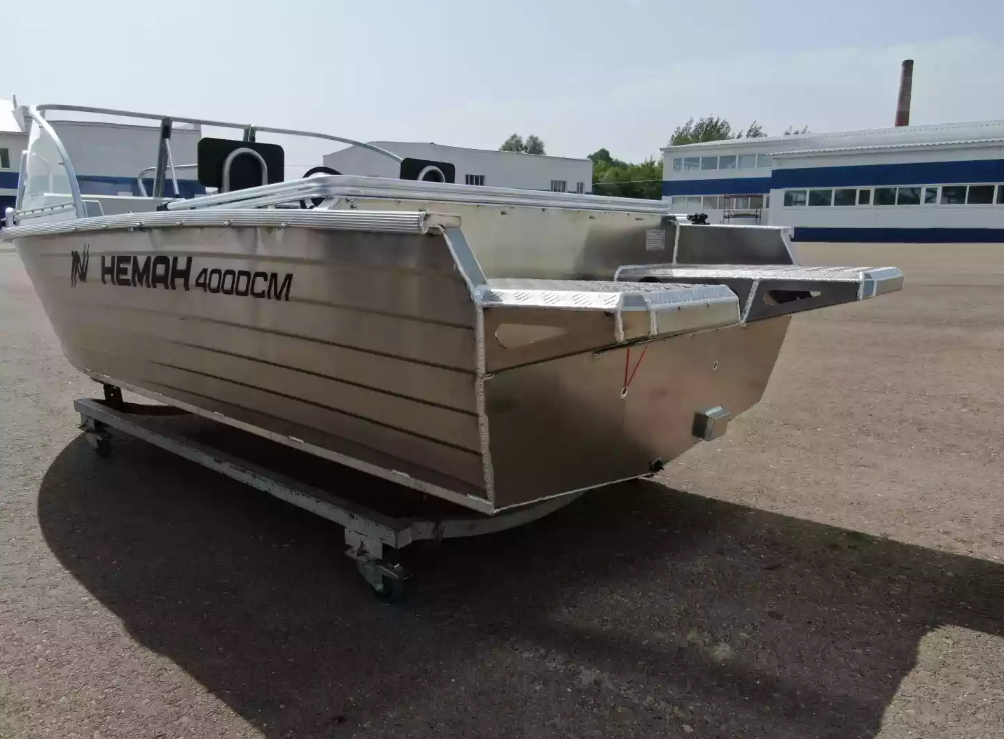 Алюминиевая лодка  Неман-400 DCM NEW в Новороссийске