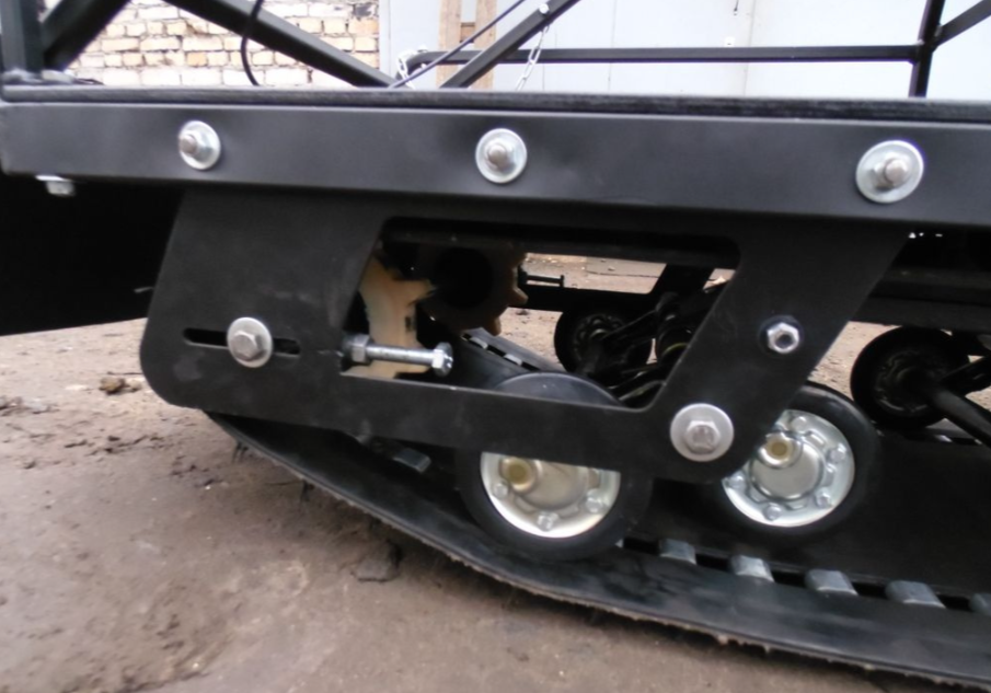 Мотобуксировщик AhtaR Зима 15 л/с с вариатором в Новороссийске