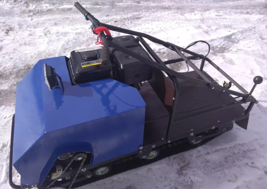 Мотобуксировщик AhtaR ЗИМА с реверсом (задний ход) в Новороссийске