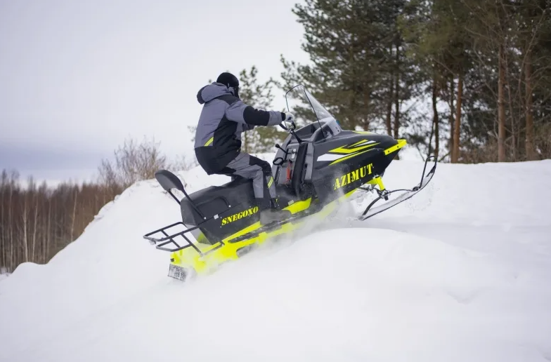 Миниснегоход Бурлак Азимут 20 л.с.  Б/У в Новороссийске