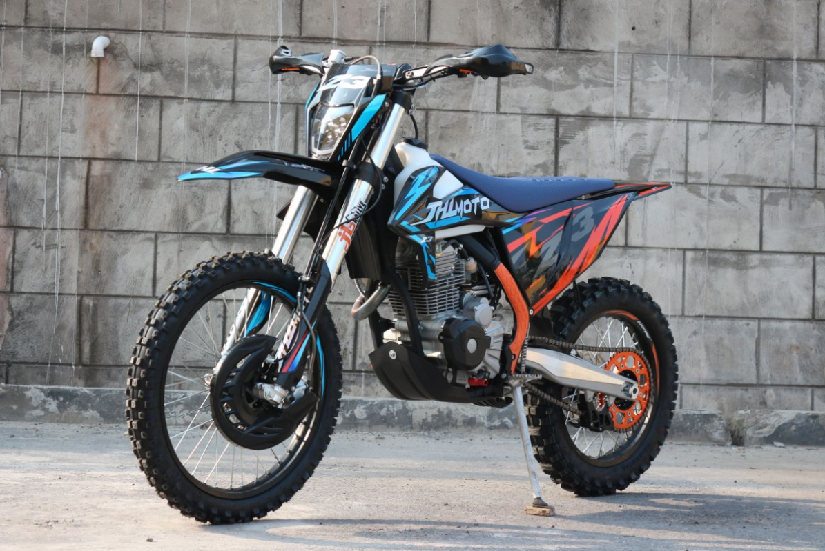 Мотоцикл JHLMOTO JHL Z3 CB250 (172FMM-3A) в Новороссийске