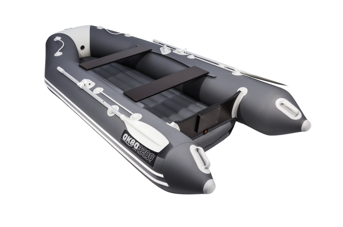 Лодка АКВА 3200 нднд в Новороссийске