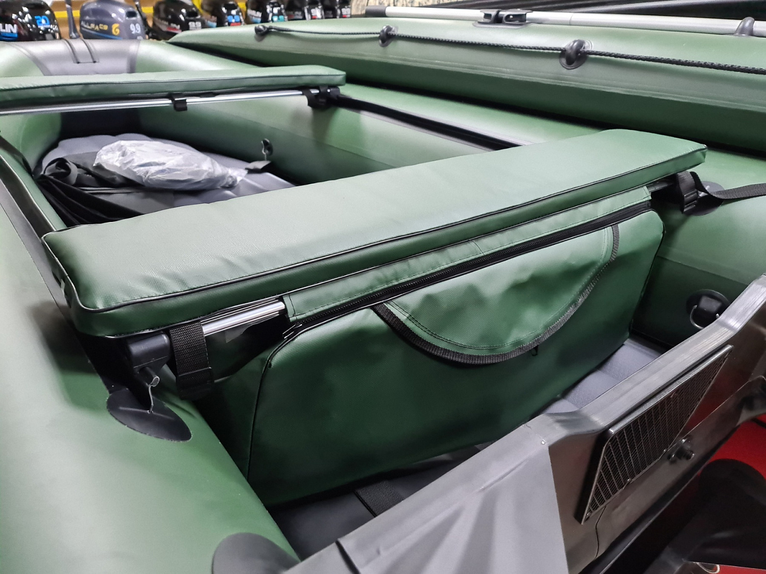 КОМПЛЕКТ МЯГКИХ НАКЛАДОК С СУМКОЙ ДЛЯ ЛОДОК 110Х20 ЗЕЛЕНЫЙ в Новороссийске