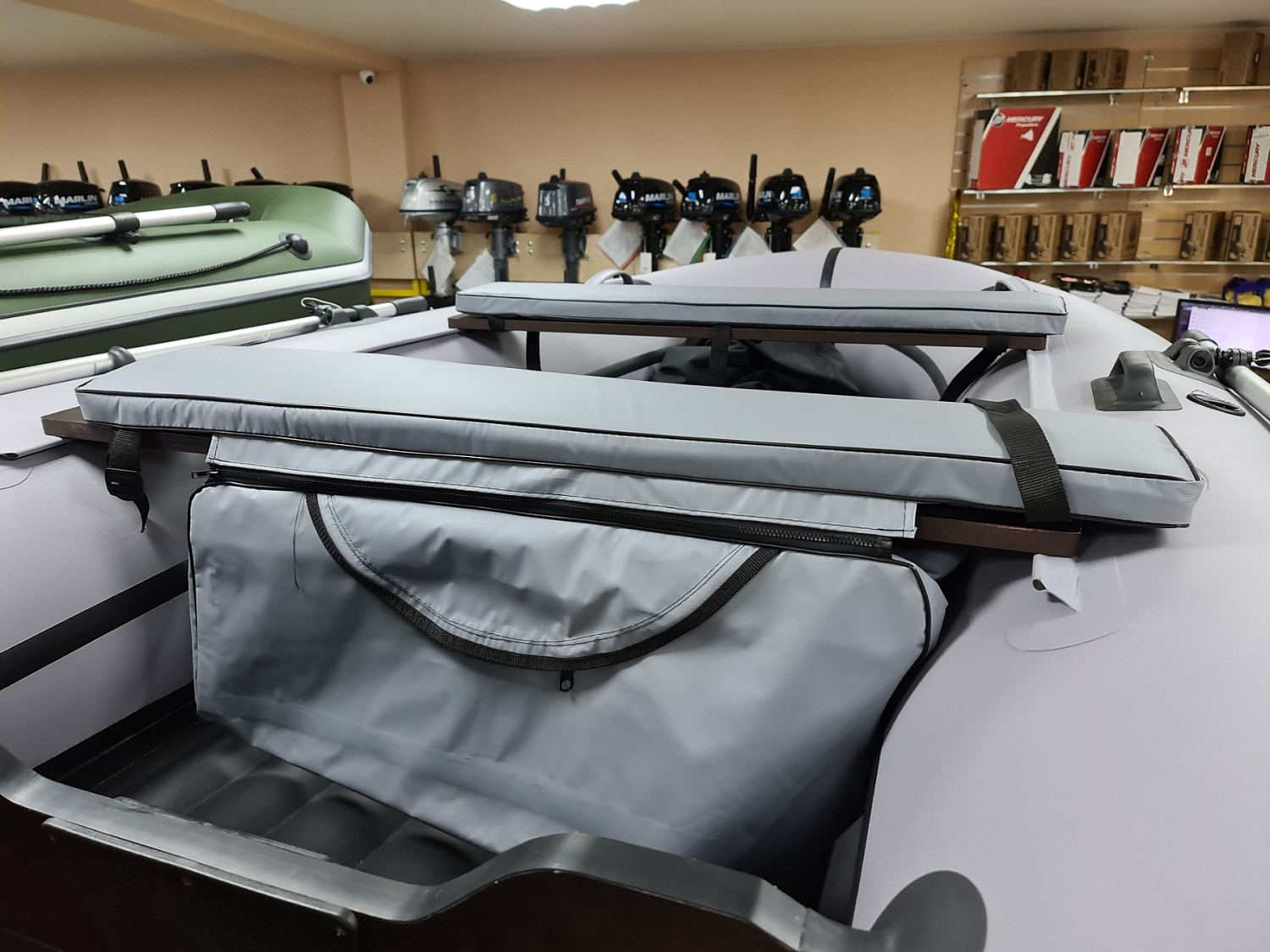 КОМПЛЕКТ МЯГКИХ НАКЛАДОК С СУМКОЙ ДЛЯ ЛОДОК 110Х20 СЕРЫЙ в Новороссийске