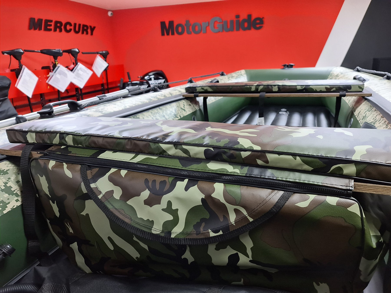 КОМПЛЕКТ МЯГКИХ НАКЛАДОК С СУМКОЙ ДЛЯ ЛОДОК 105Х20 КАМУФЛЯЖ в Новороссийске