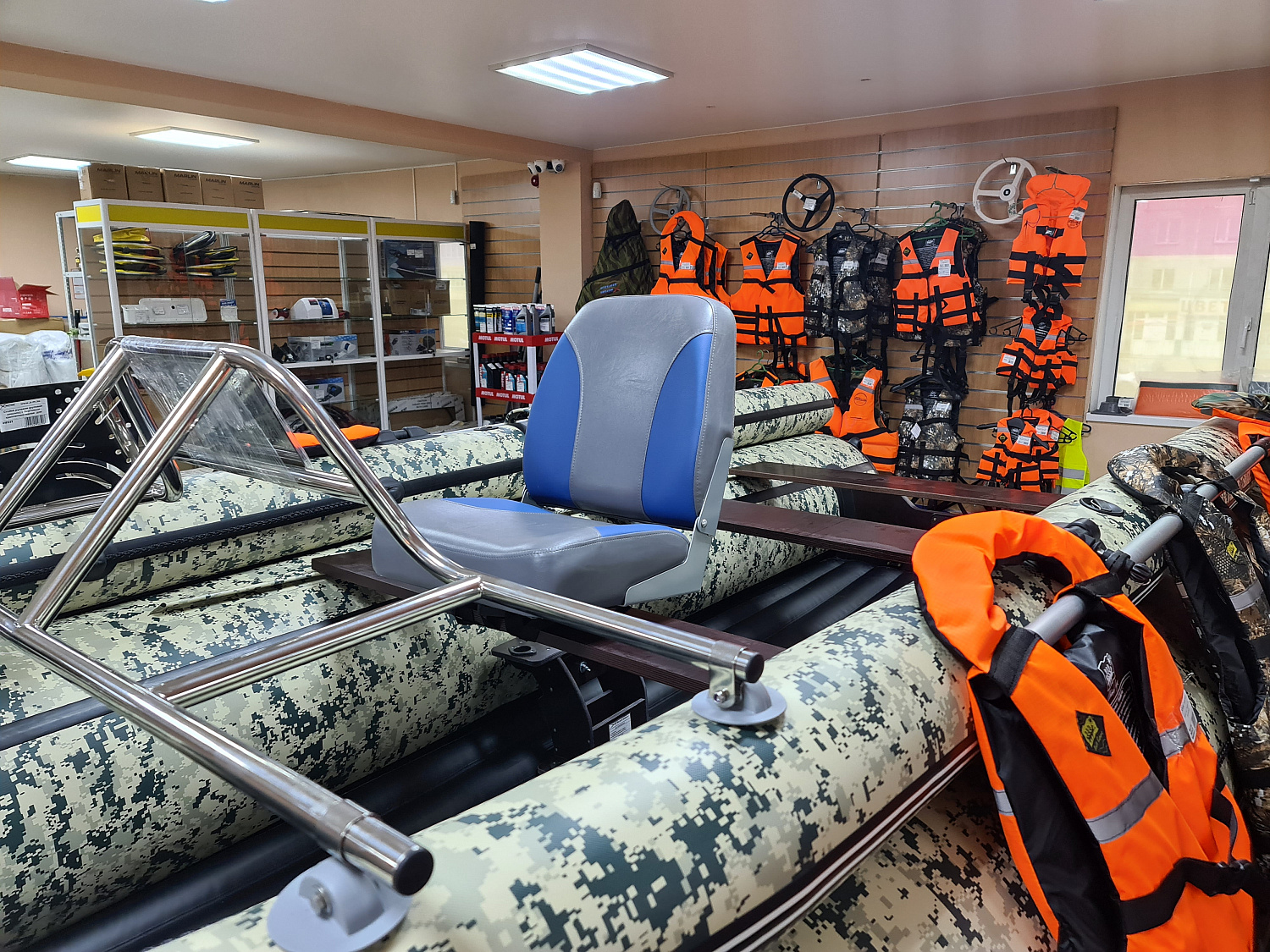 КРЕСЛО МЯГКОЕ РАСКЛАДНОЕ С ПОВОРОТНЫМ МЕХАНИЗМОМ ДЛЯ ЛОДОК в Новороссийске