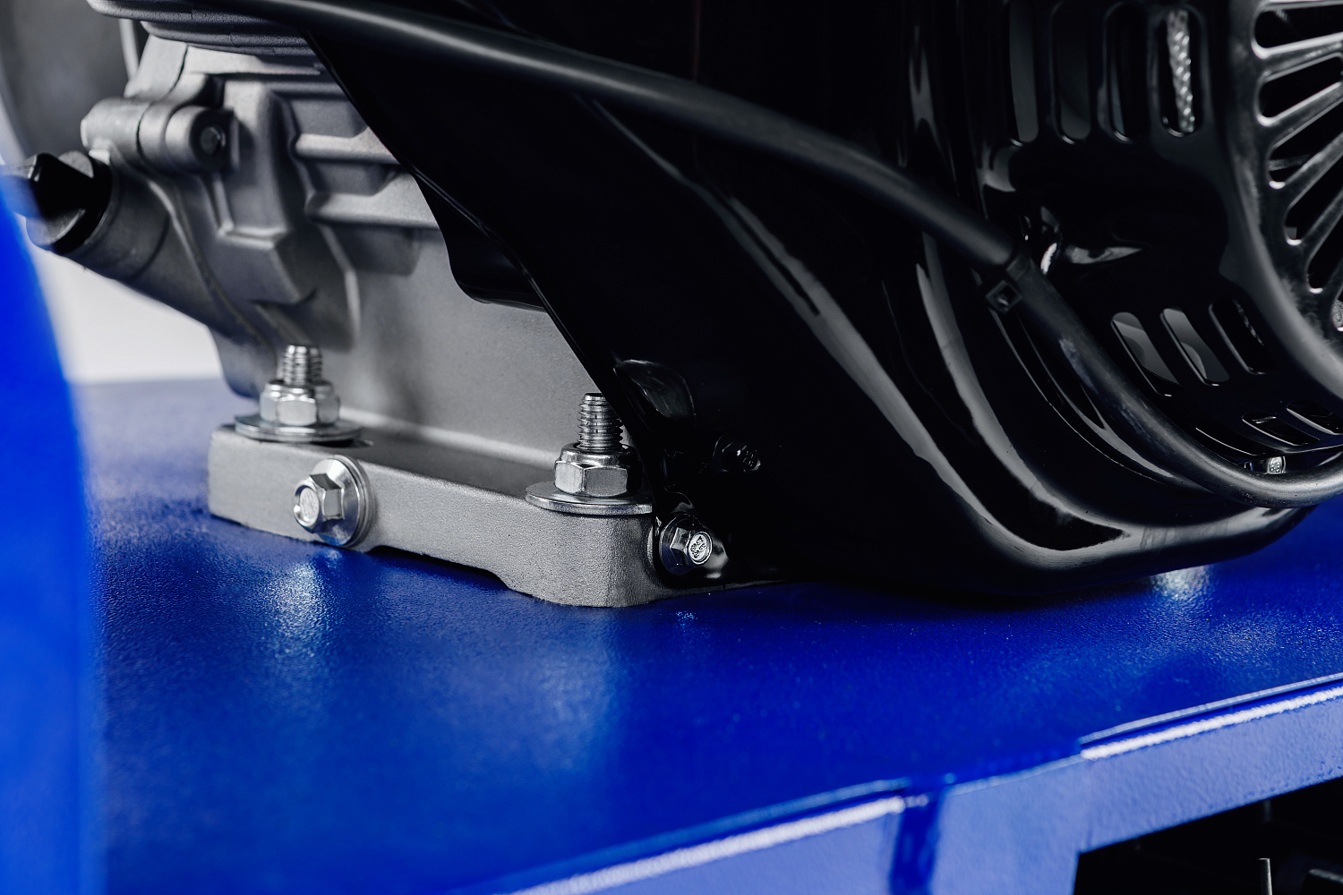 МОТОБУКСИРОВЩИК SNOW DOG 9 л.с. в Новороссийске