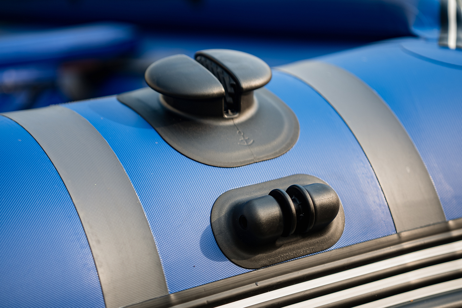 Лодка MISHIMO RIVER FJET PRO 430  под водомет в Новороссийске