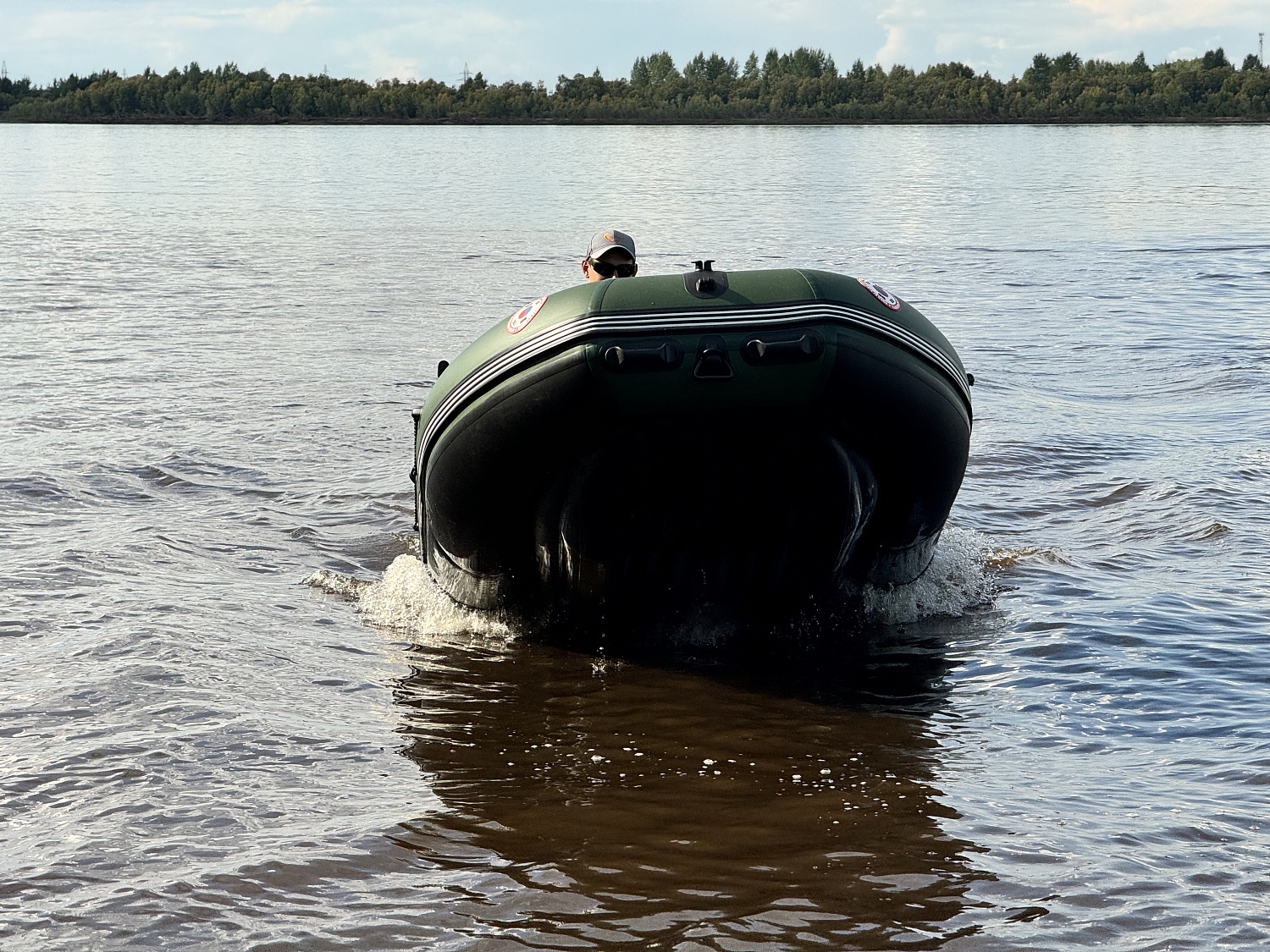 Лодка MISHIMO BIG FLOOR 380 в Новороссийске