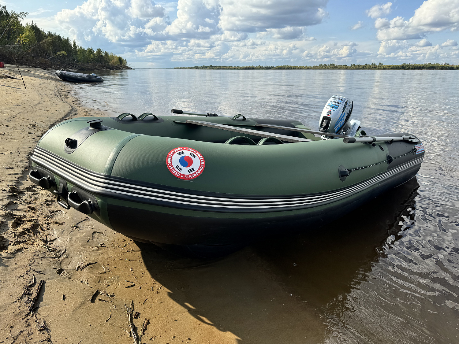 Лодка MISHIMO BIG FLOOR 380 в Новороссийске