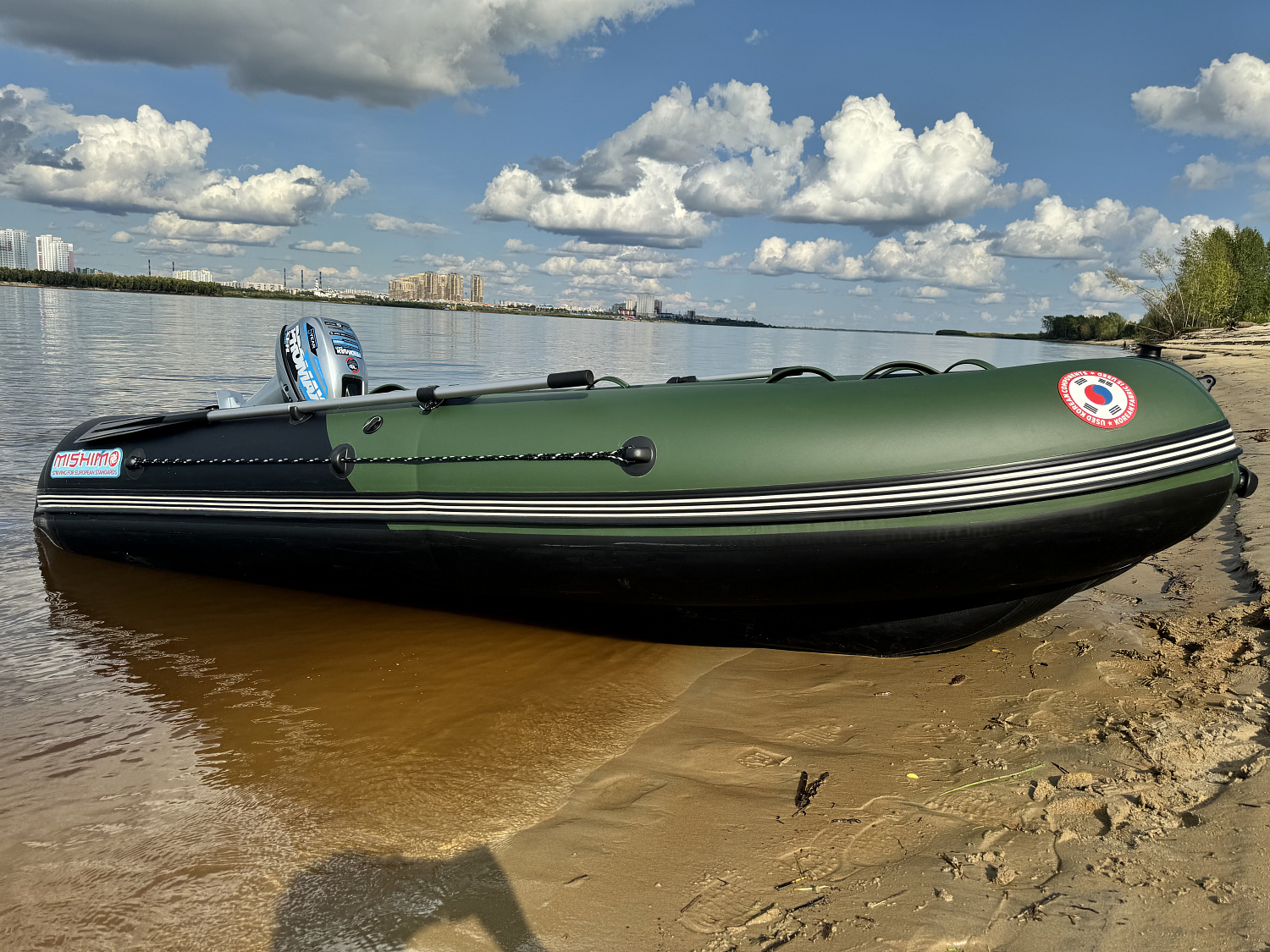 Лодка MISHIMO BIG FLOOR 380 в Новороссийске