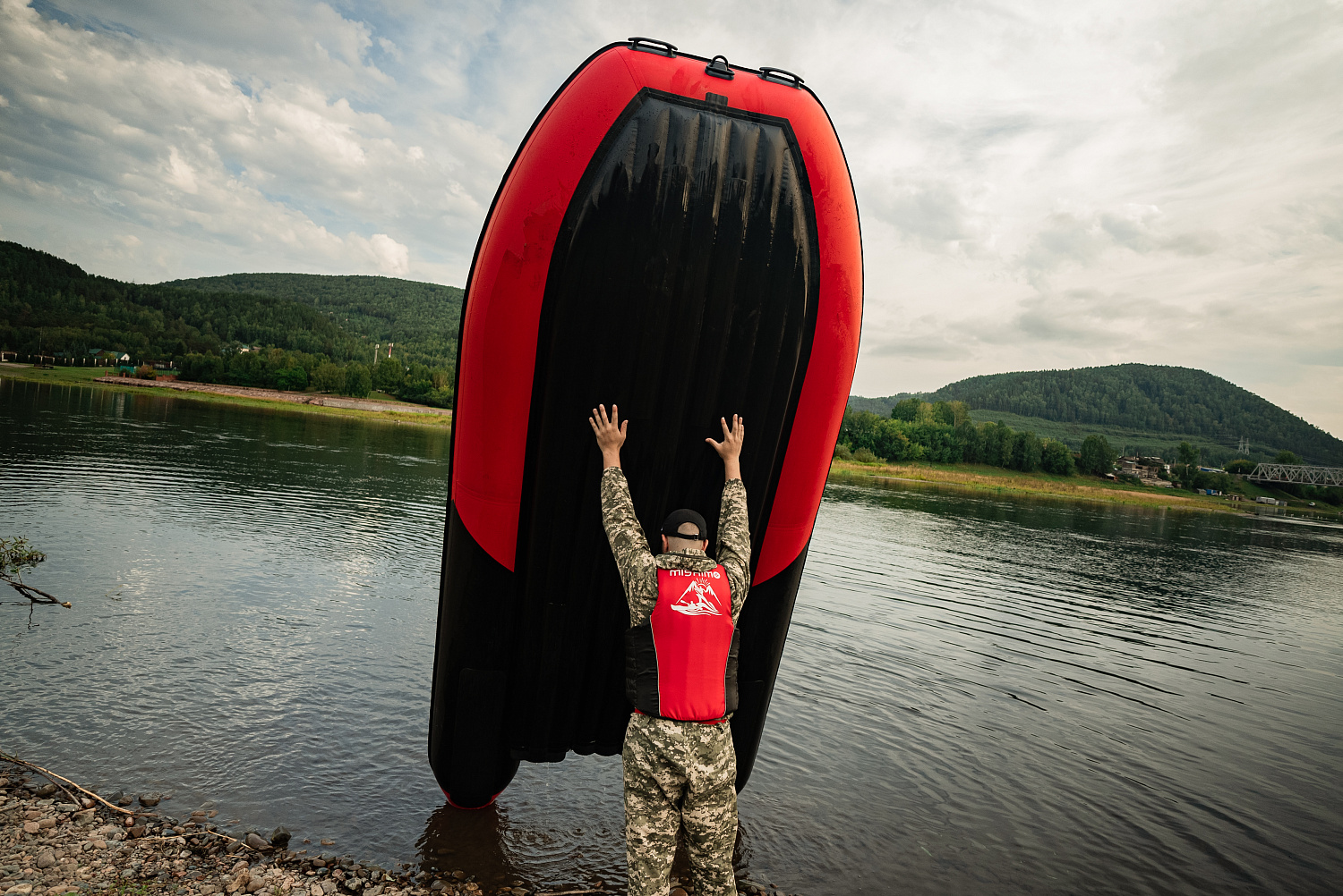 Лодка MISHIMO RIVER JET 390 под водомет в Новороссийске