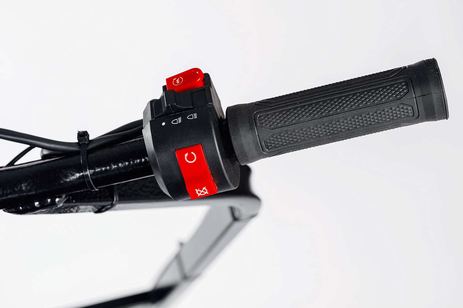 МОТОБУКСИРОВЩИК IKUDZO LONG 2.0 1700/500 EKR19 в Новороссийске