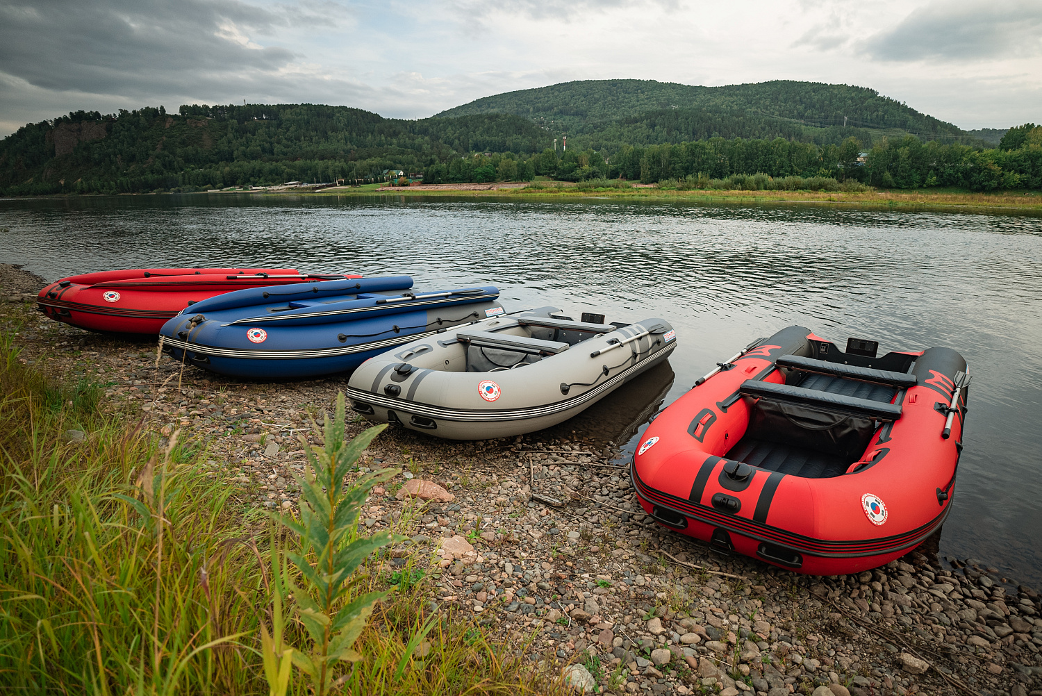 Лодка MISHIMO RIVER FJET PRO 430  под водомет в Новороссийске