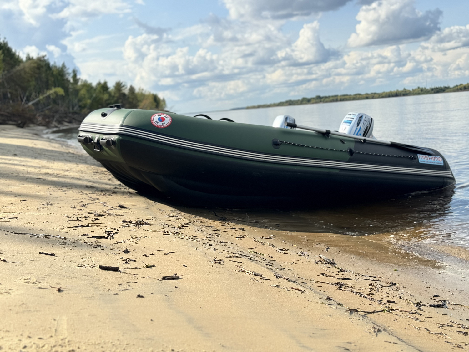 Лодка MISHIMO BIG FLOOR 420 в Новороссийске