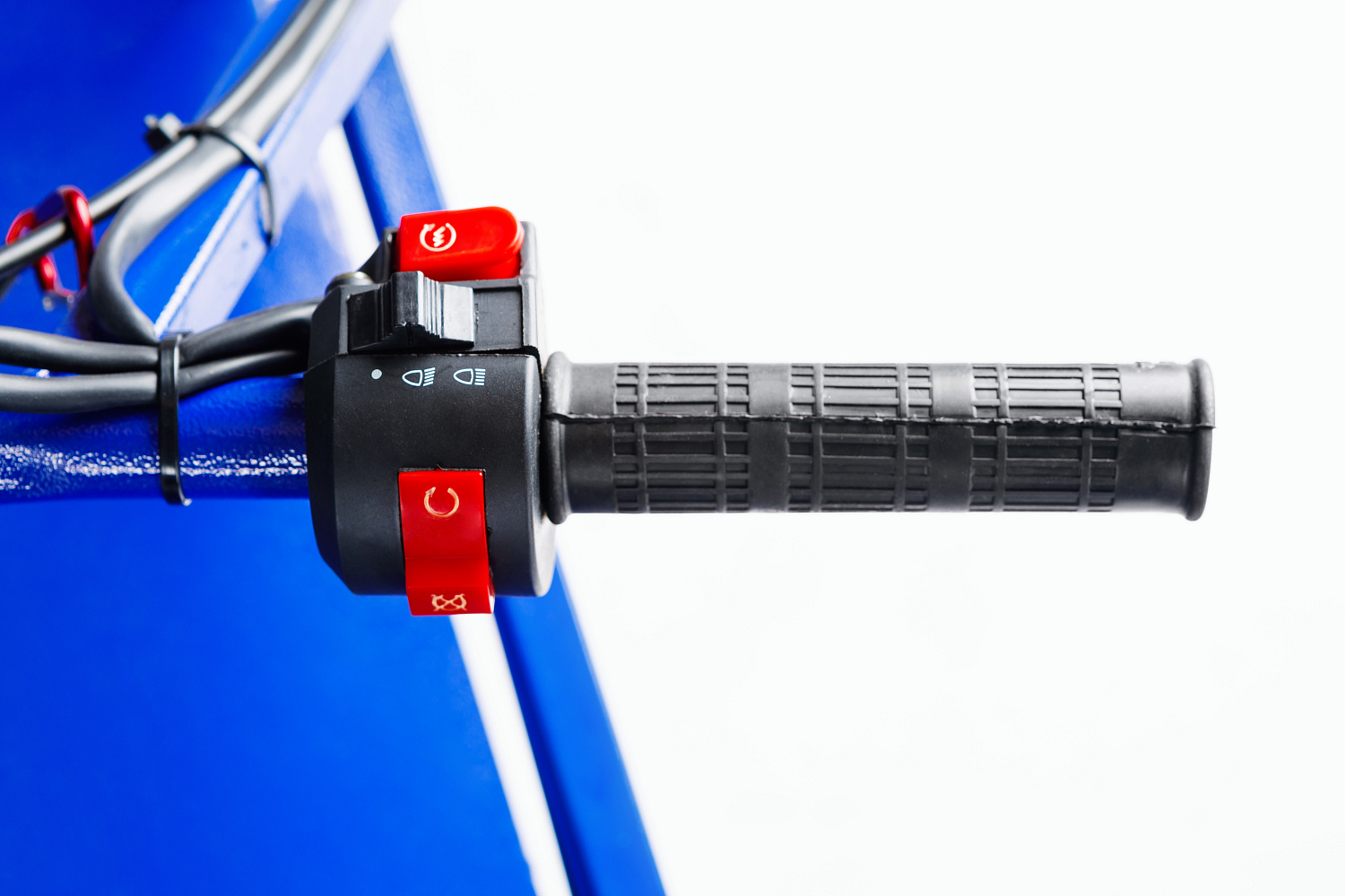 МОТОБУКСИРОВЩИК SNOW DOG 9 л.с. в Новороссийске