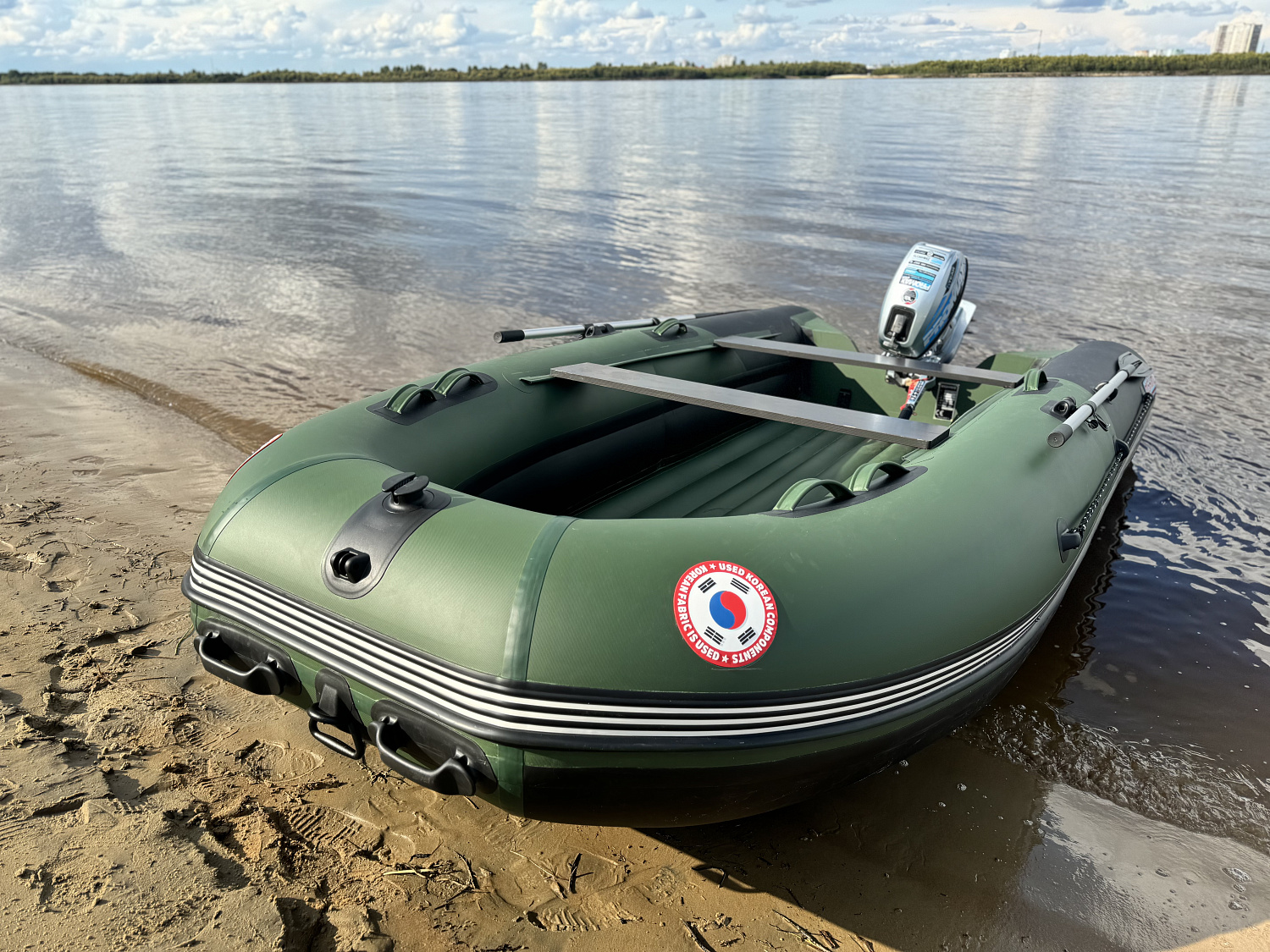 Лодка MISHIMO BIG FLOOR 380 в Новороссийске