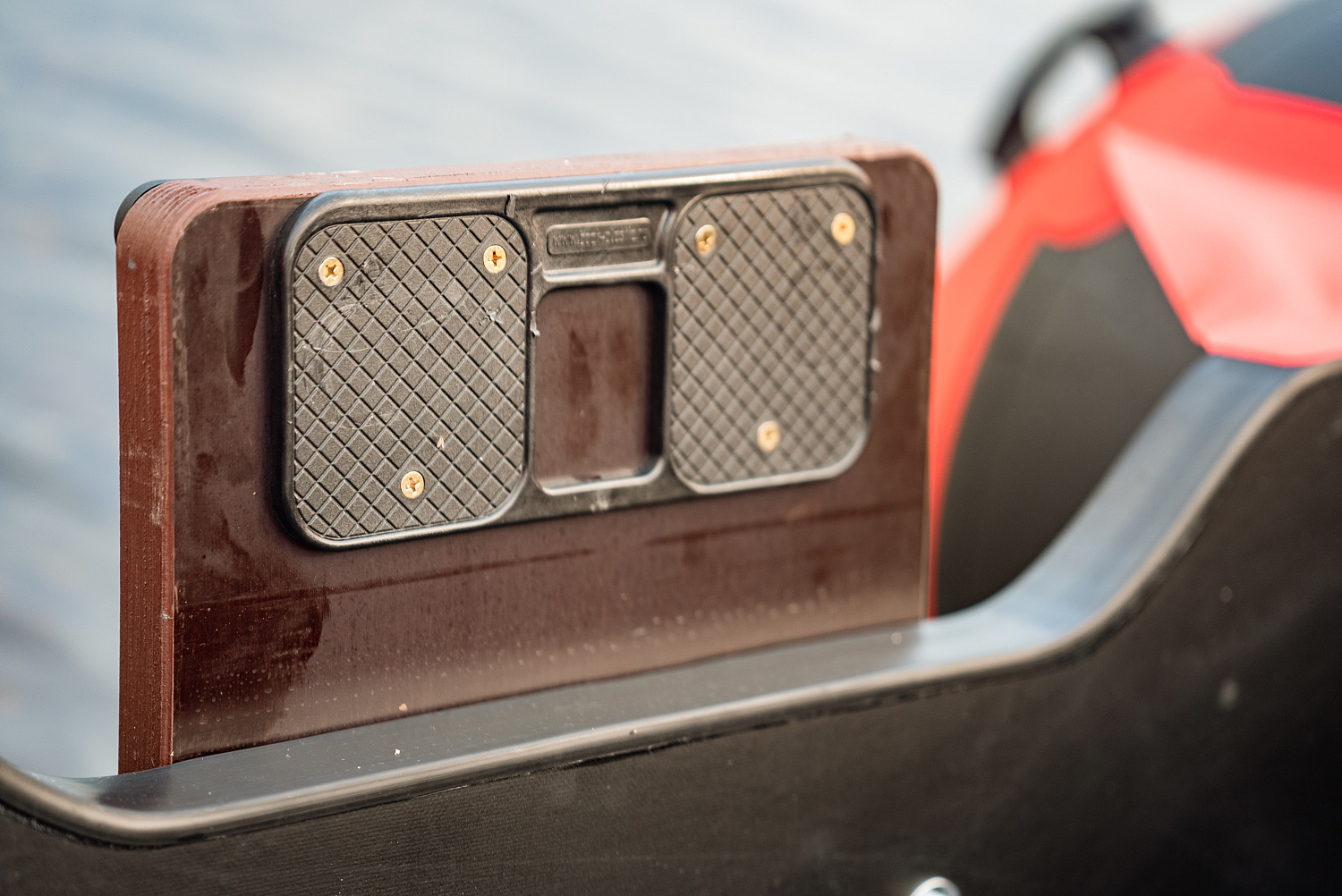 Лодка MISHIMO RIVER FJET PRO 430  под водомет в Новороссийске